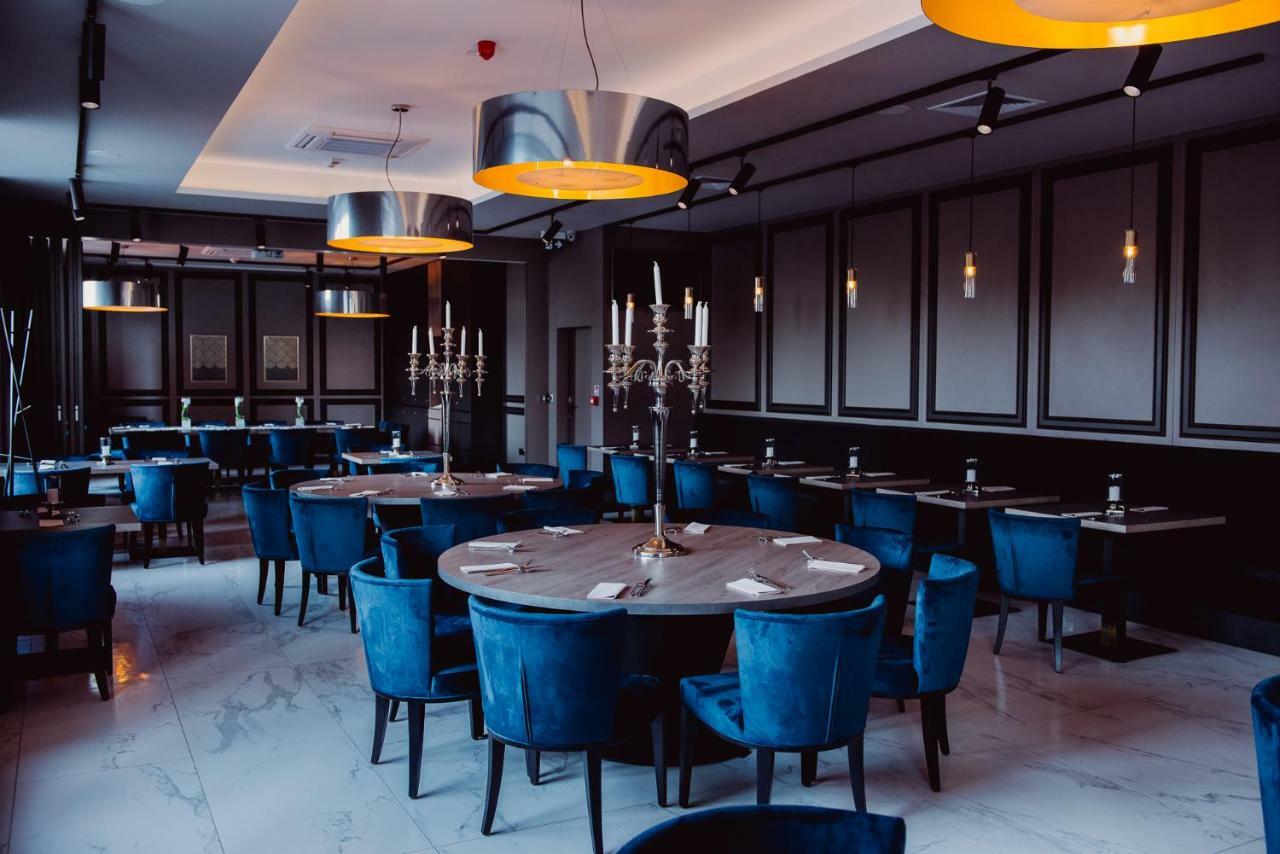 Hotel Evva Tarnobrzeg Extérieur photo