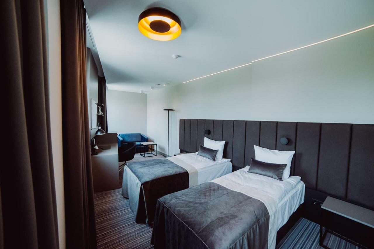 Hotel Evva Tarnobrzeg Extérieur photo