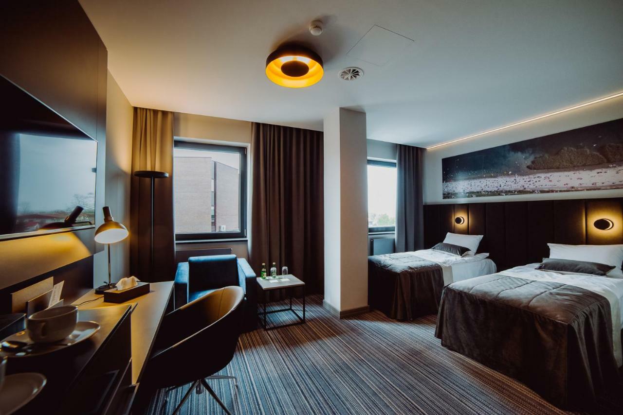 Hotel Evva Tarnobrzeg Extérieur photo