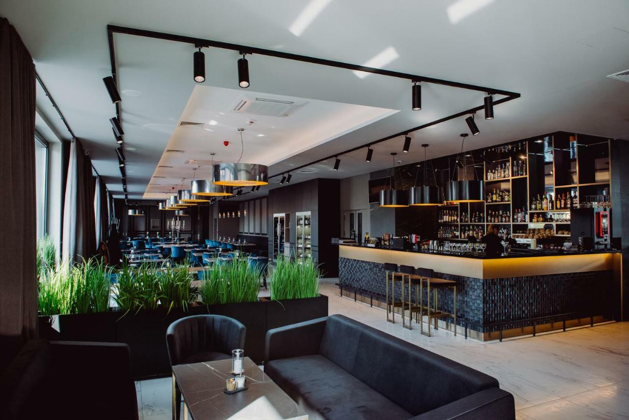 Hotel Evva Tarnobrzeg Extérieur photo